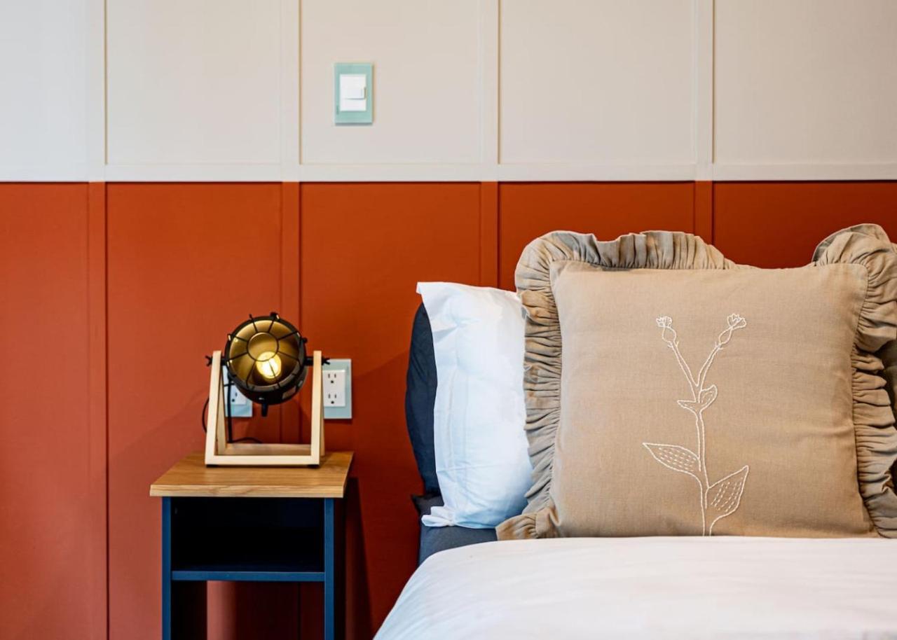 Stylish Urban Retreat With Balcony And Coworking Space * Mexico City